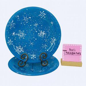 Sonoma SNOWFALL Blue Embossed White Snowflakes Christmas Dinner Plates Set of 2
